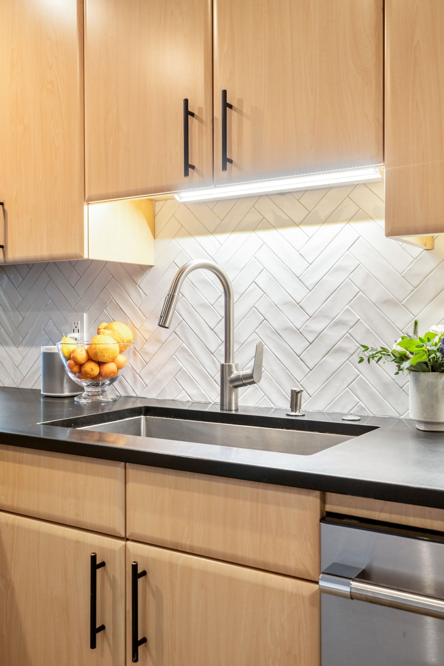 2 bed, 2 bath apartment for rent at 9 W Broadway Unit 525, South Boston — photo 14 of 31