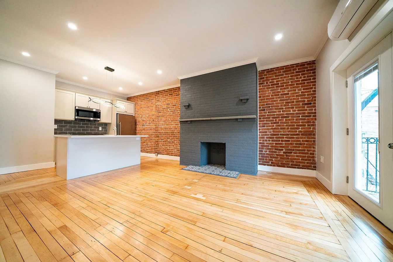 1755 Commonwealth Ave, Brighton