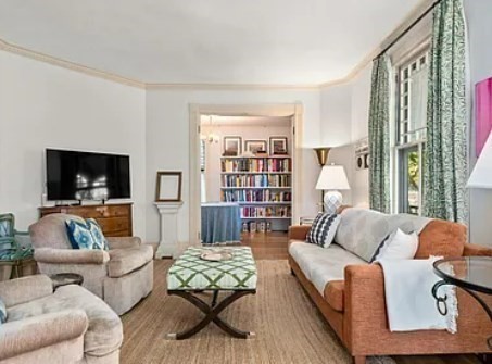 44 High St, Brookline Village