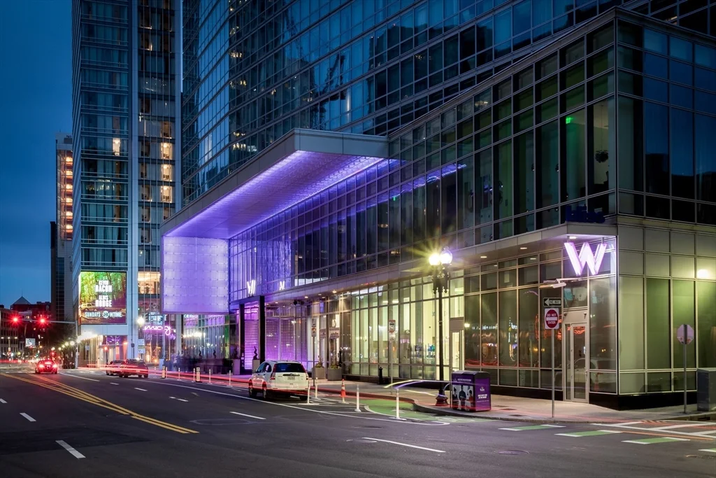 110 Stuart St, Back Bay