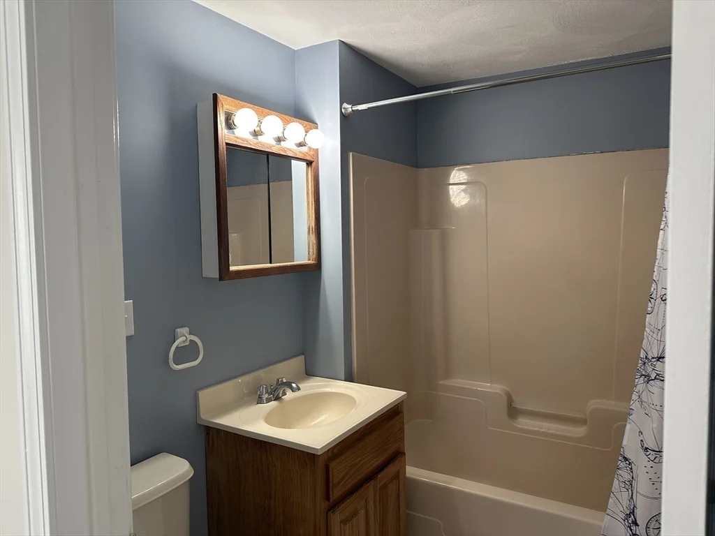 29 Lanark Rd, Arlington Heights