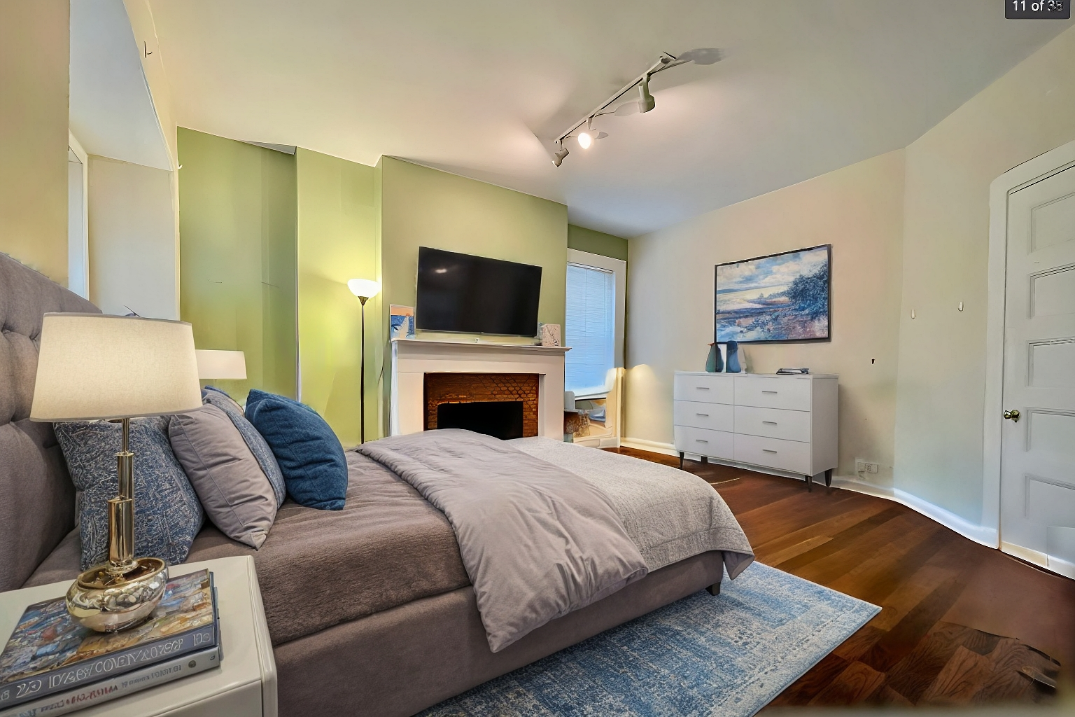 186 Naples Rd, Brookline