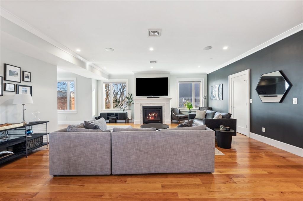 17 Vinton St, South Boston