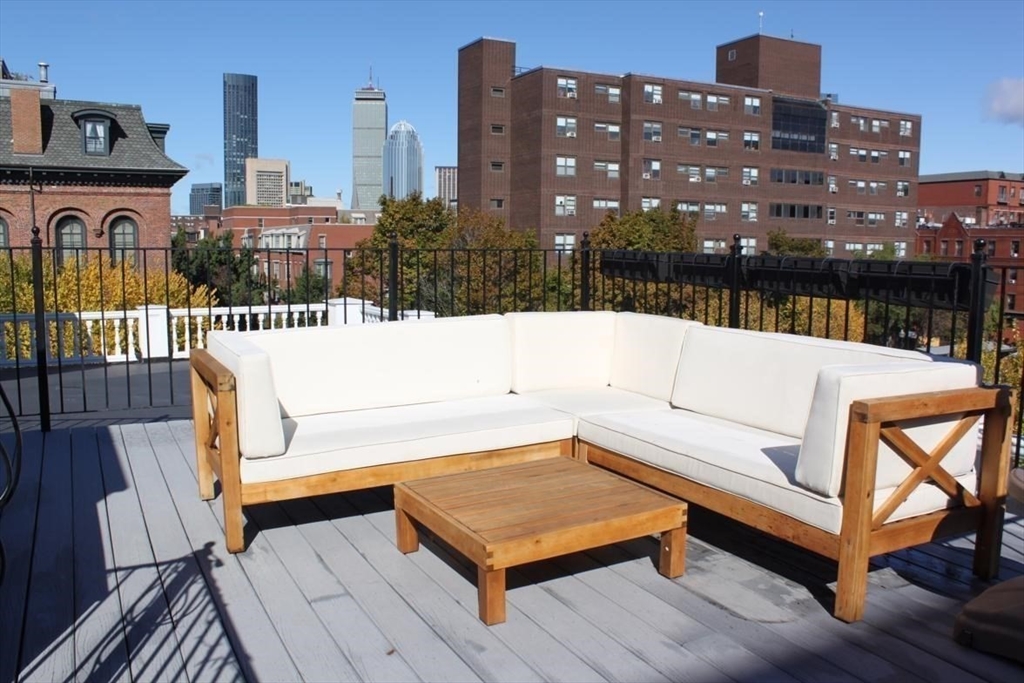 1724 Washington St, South End