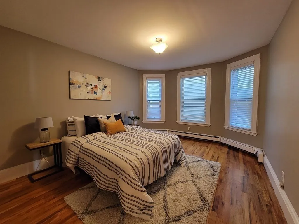 20 Forbes St, Jamaica Plain
