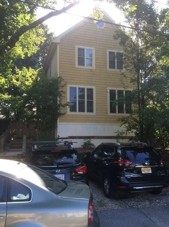 29 Draper St, Medford