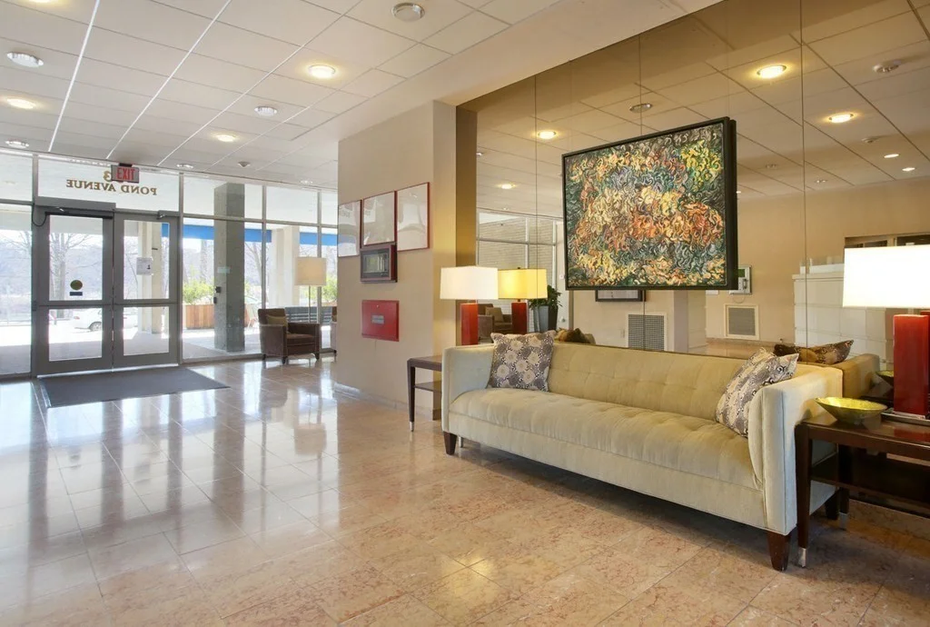 33 Pond Ave, Brookline Village