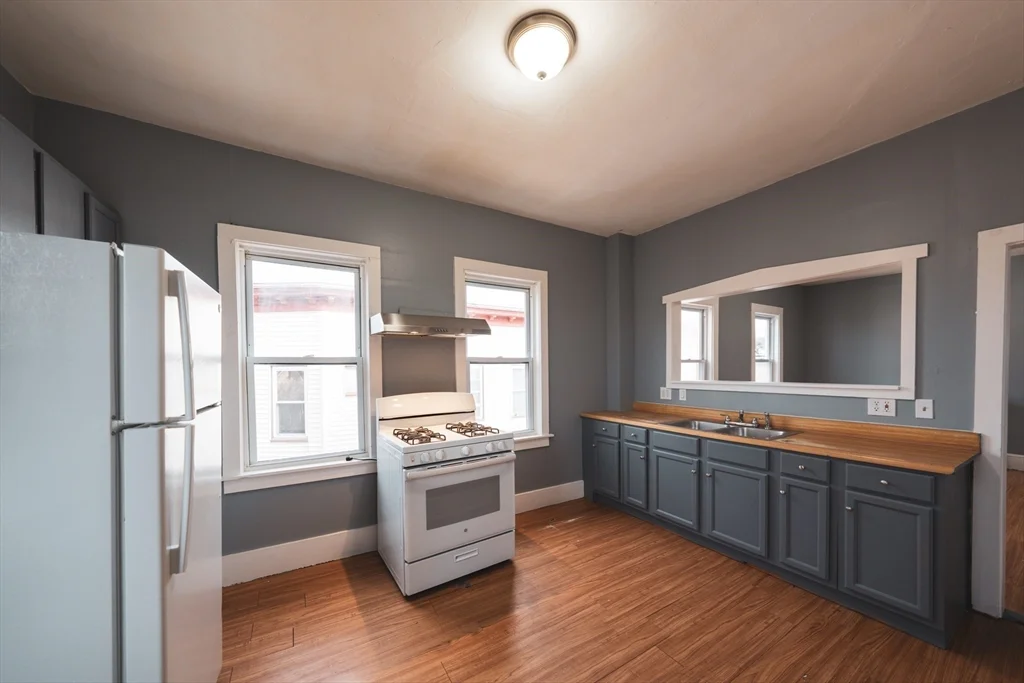 130 Shurtleff St, Chelsea