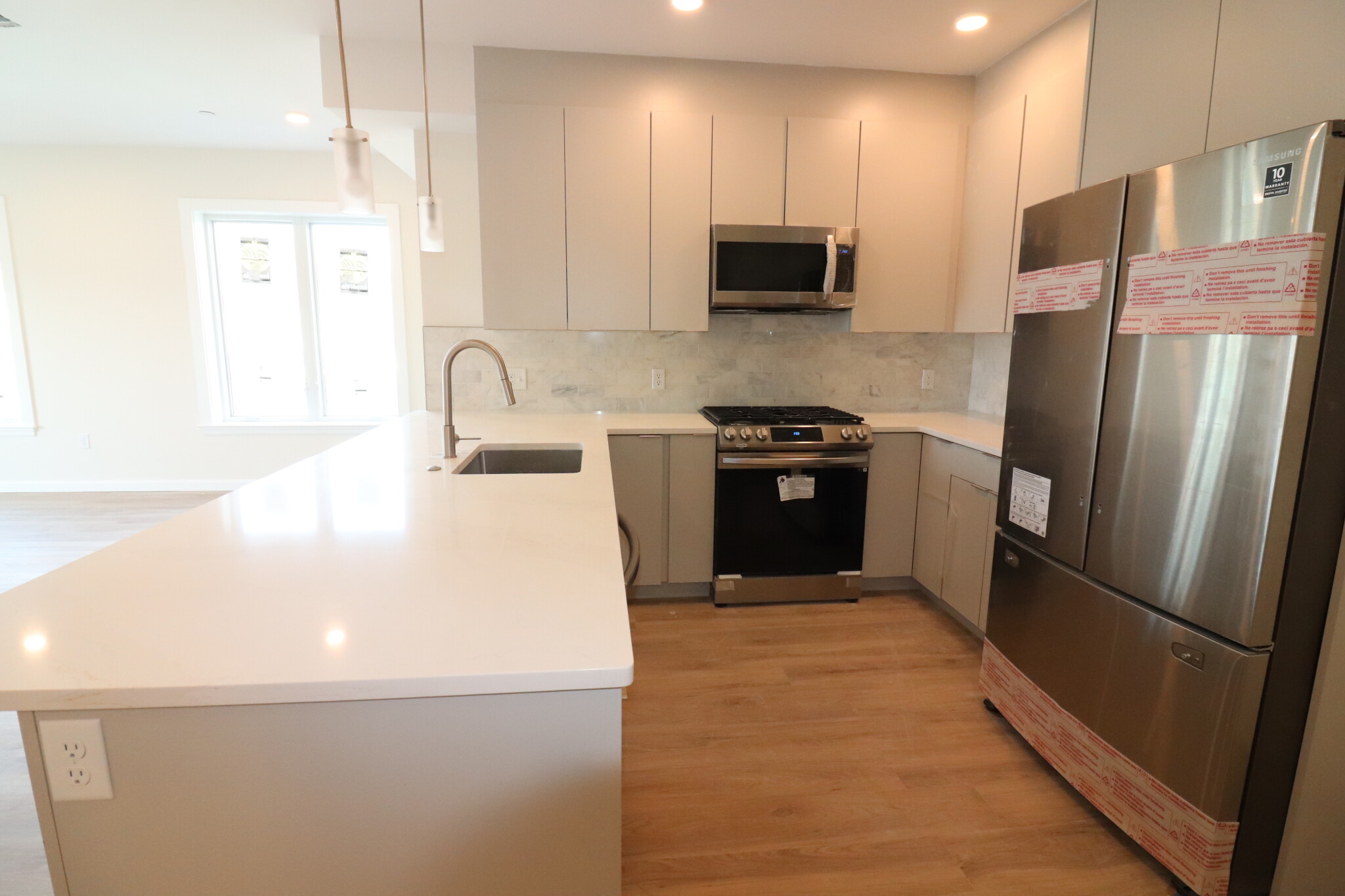 458 Washington St, Brighton