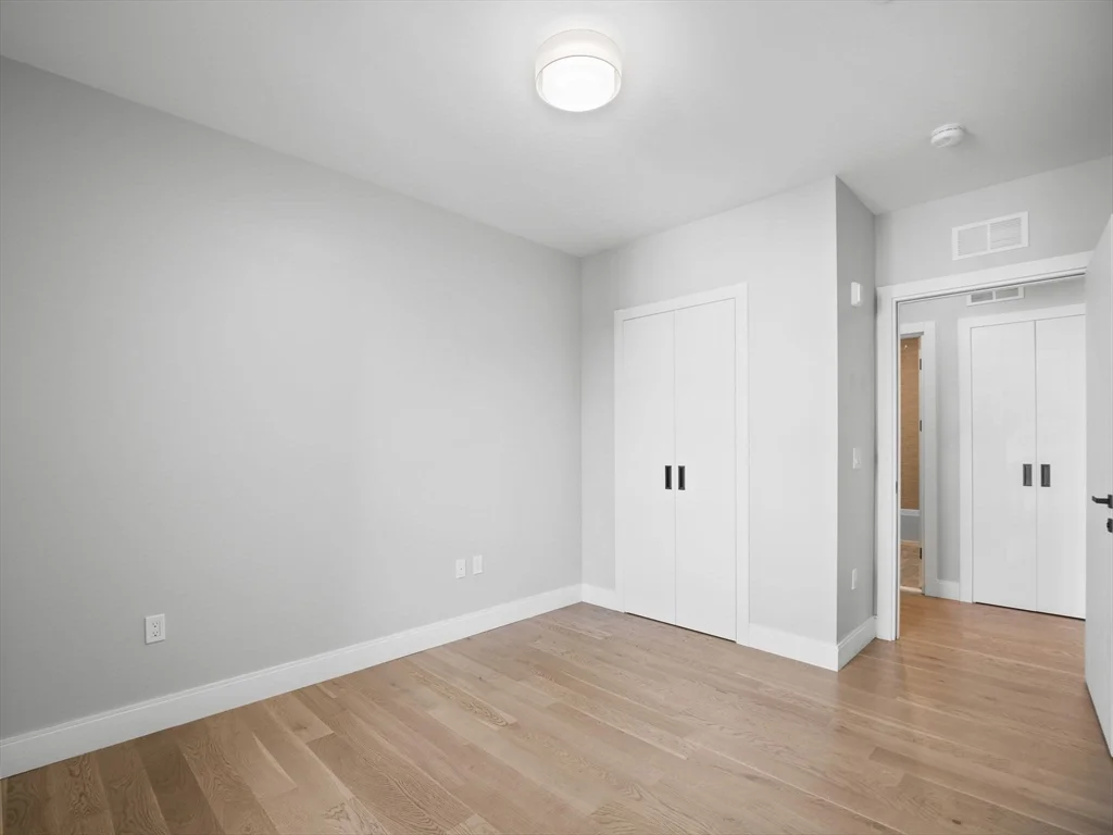 9 Central St, Spring Hill