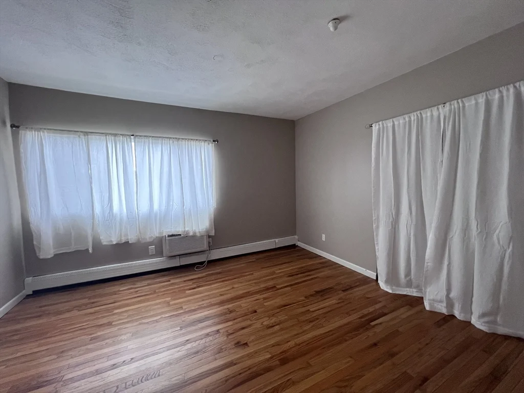 101 Waite St, Malden