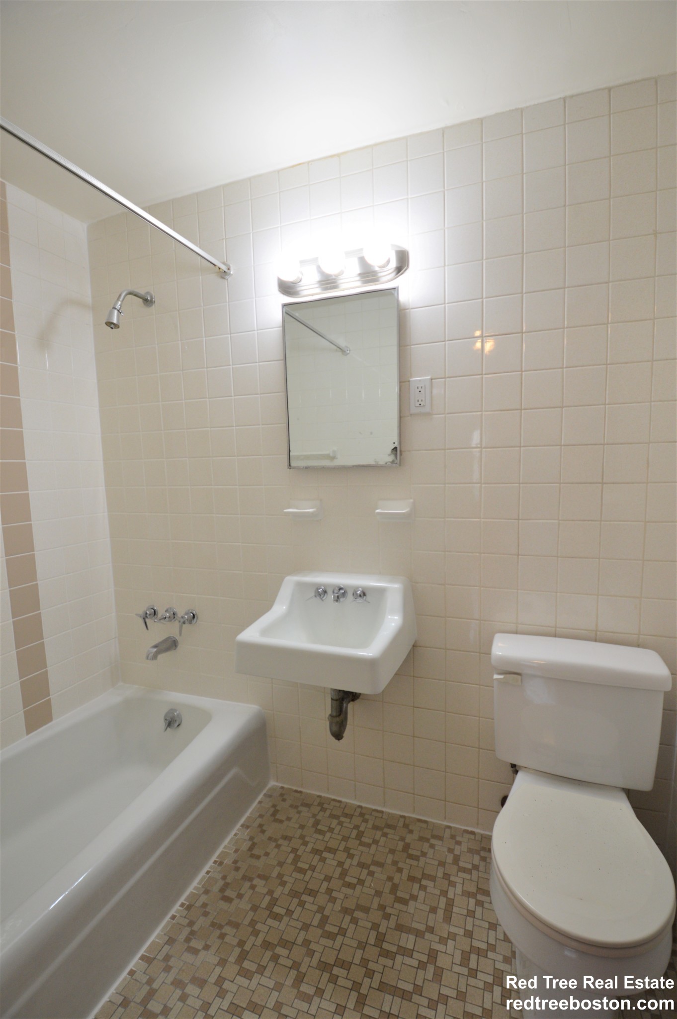 164 North Beacon St, Brighton