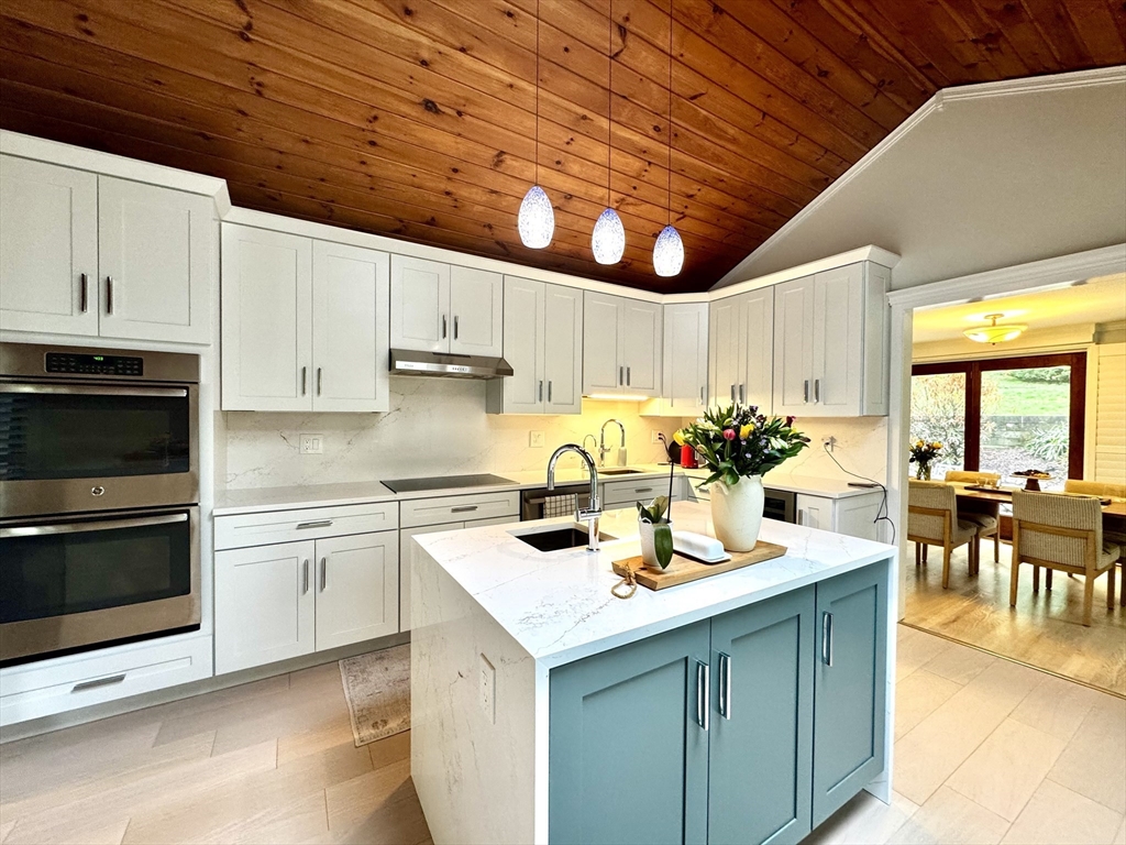 10 Winch Way, Natick