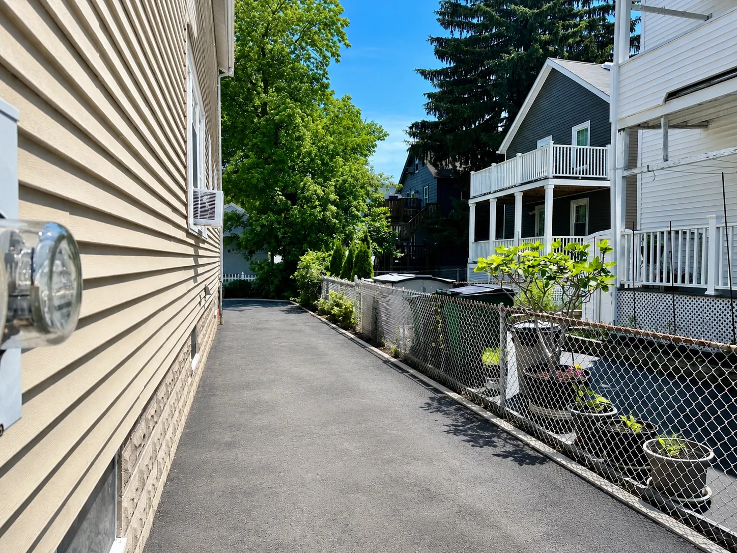 68 Willis Ave, South Medford