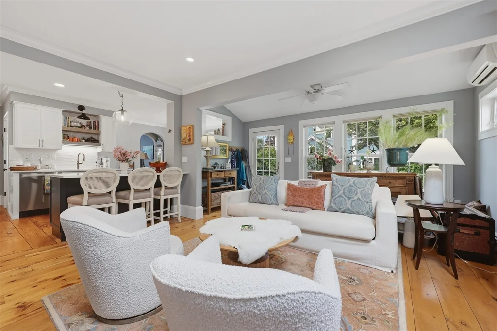 37 Marlboro St, Newburyport