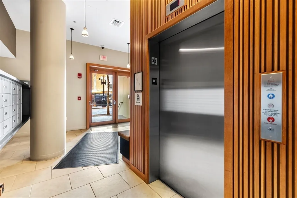 181 Essex St, Leather District