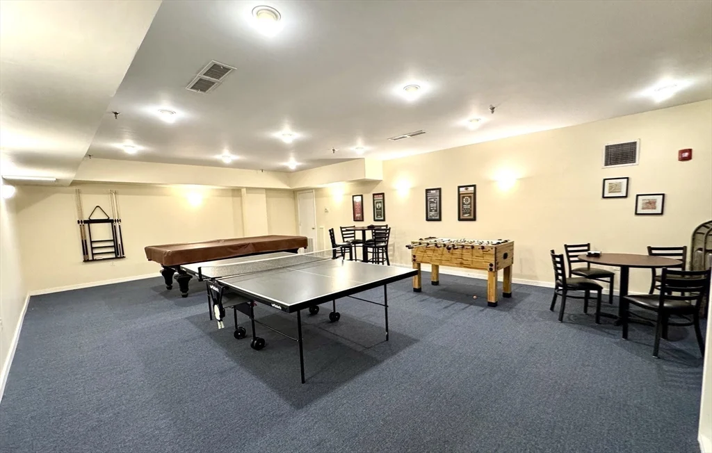 1 Seal Harbor Rd, Winthrop