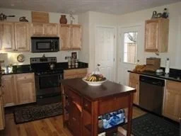 307 Shrewsbury St, Holden