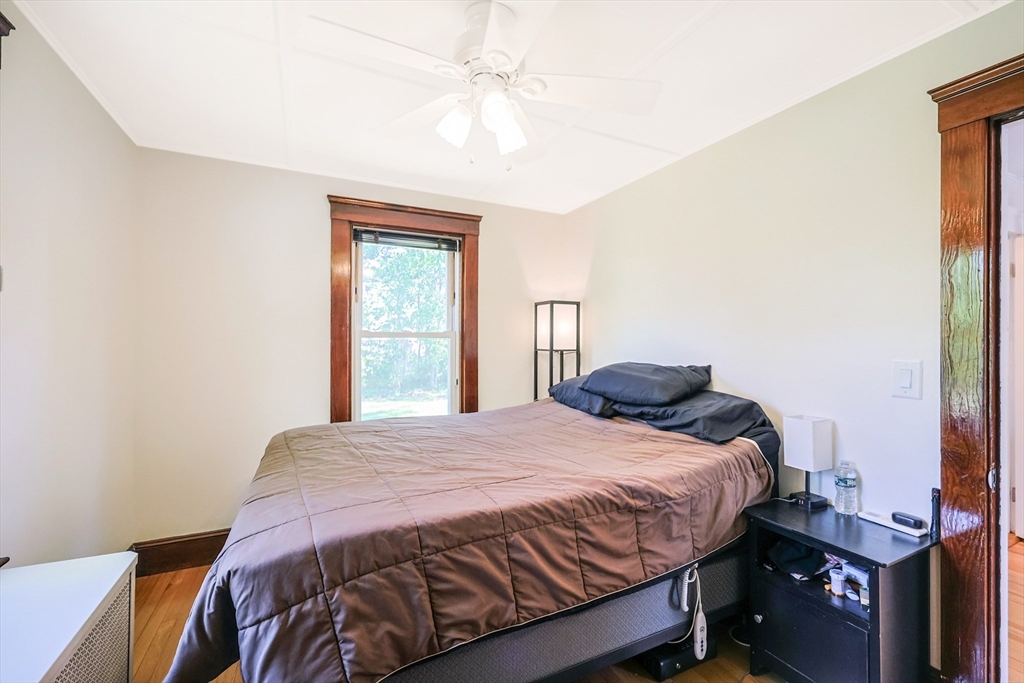 60 Verndale Ave, Attleboro