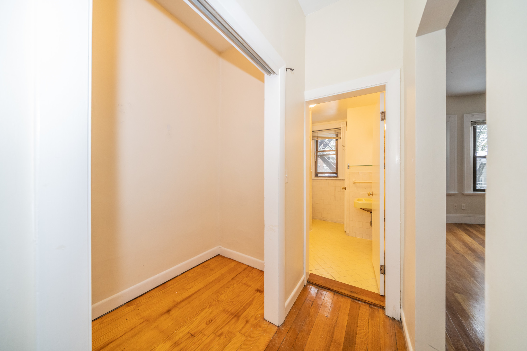 1728 Beacon St, Brookline