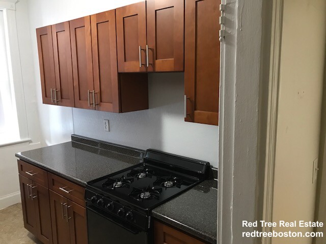 1800 Commonwealth Ave, Brighton