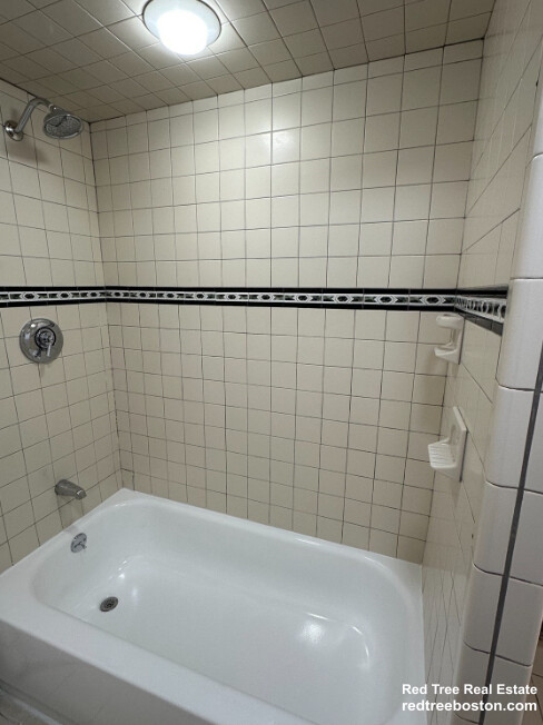 18 Quint Ave, Allston