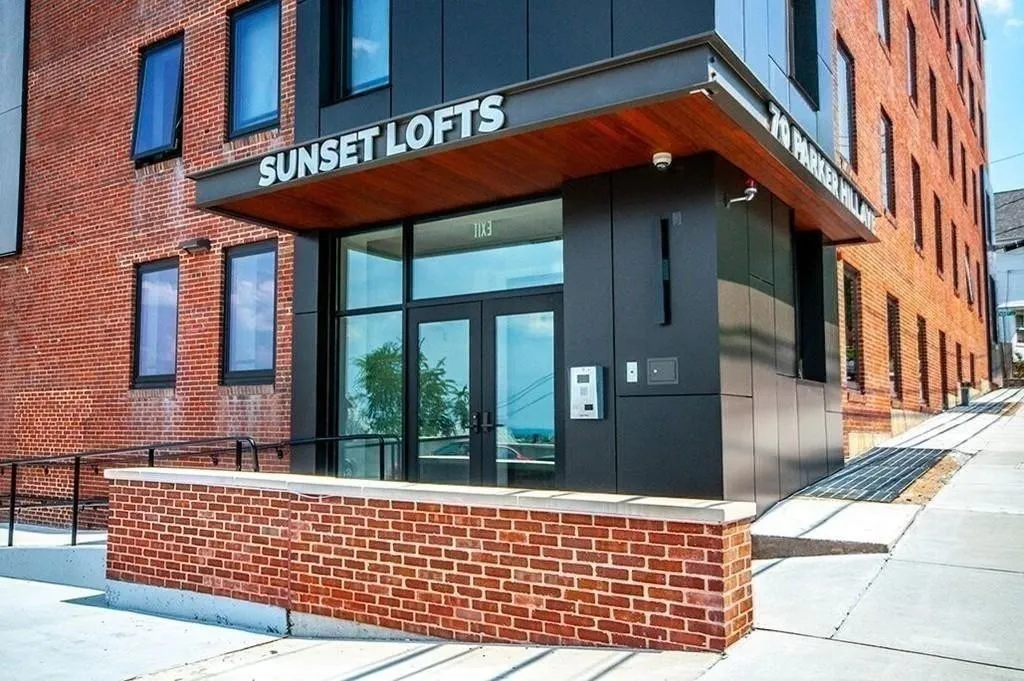 70 Parker Hill Ave, Mission Hill