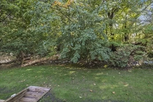 11A Centre Ln, West Roxbury