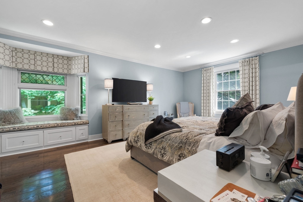 204 Homer St, Newton Center