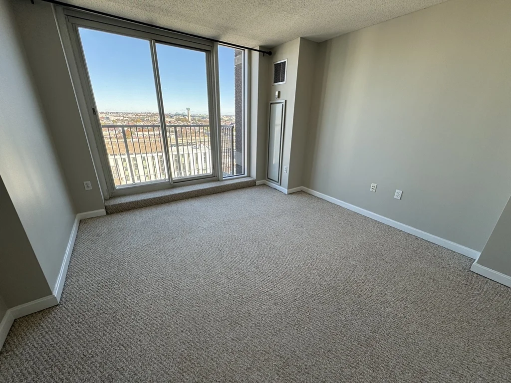 10 Museum Way, East Cambridge