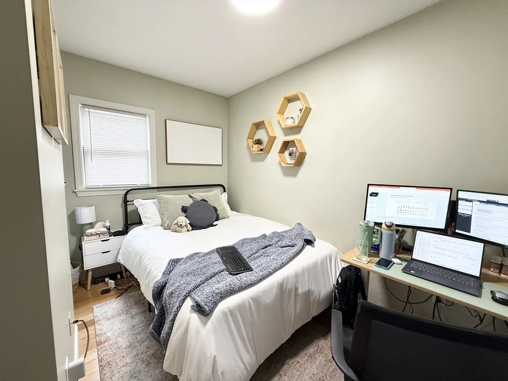 195 West 3rd St, South Boston