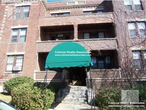 35 Mount Hood Rd, Brighton