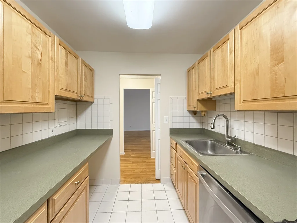 99 Pond Ave, Brookline Village