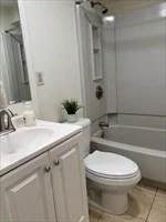 146 Willow St, Waltham