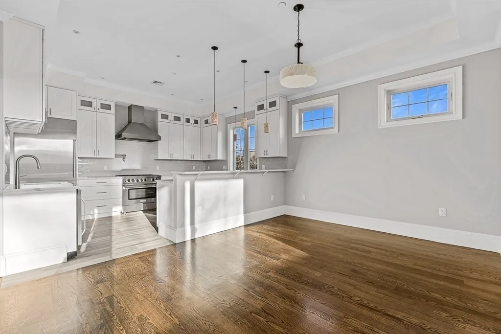 846 Main St, Winchester