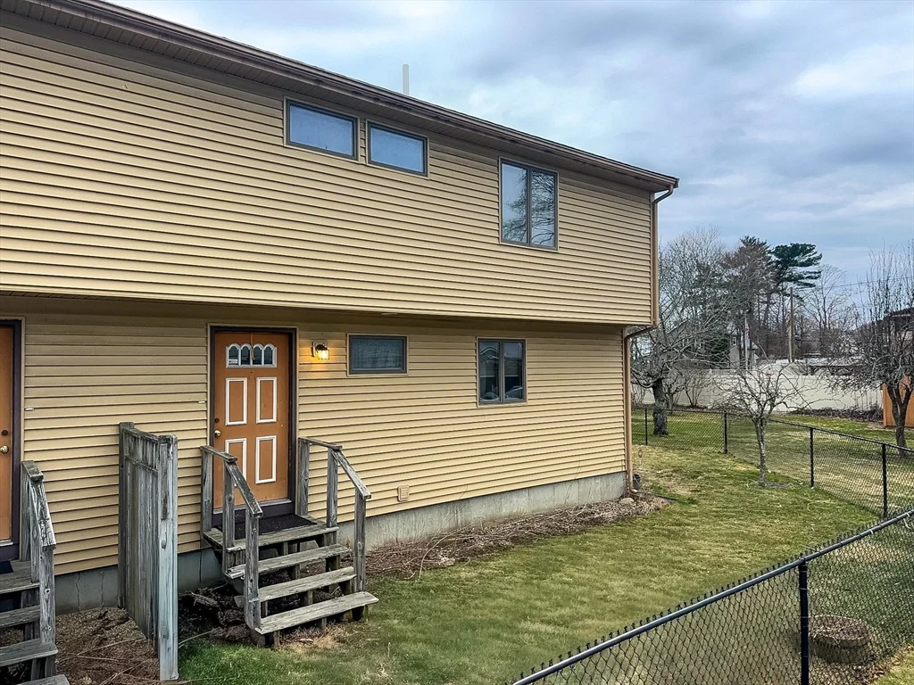 284 Washington St, Taunton