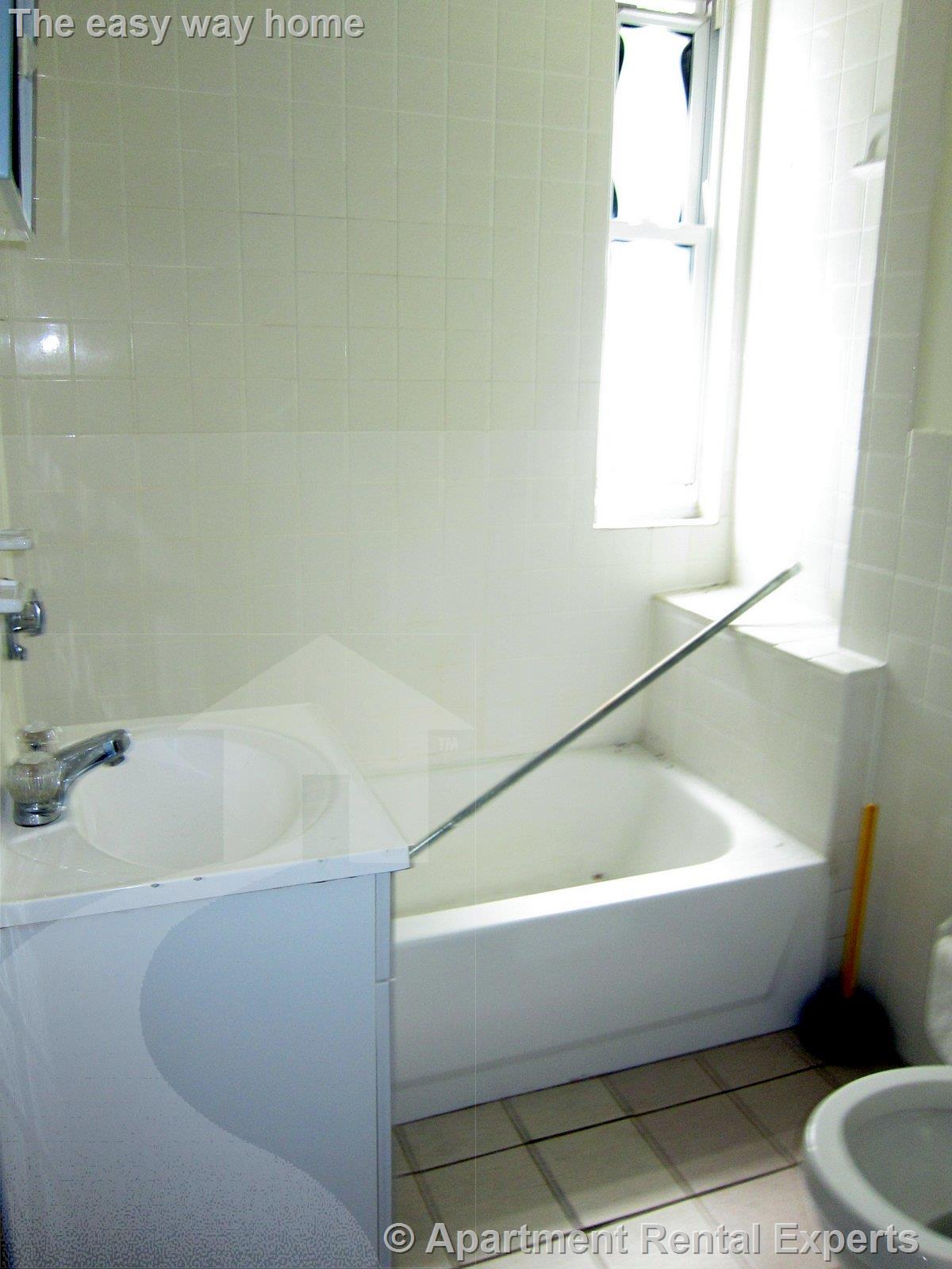 155 Summer St, Spring Hill