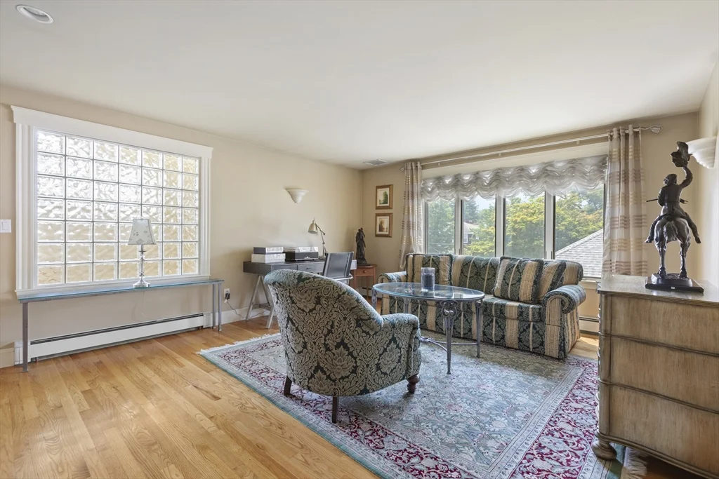 17 Gilbert St, Newton