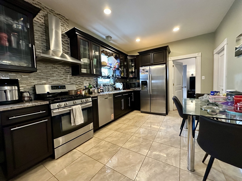 51 Rindge Ave, North Cambridge