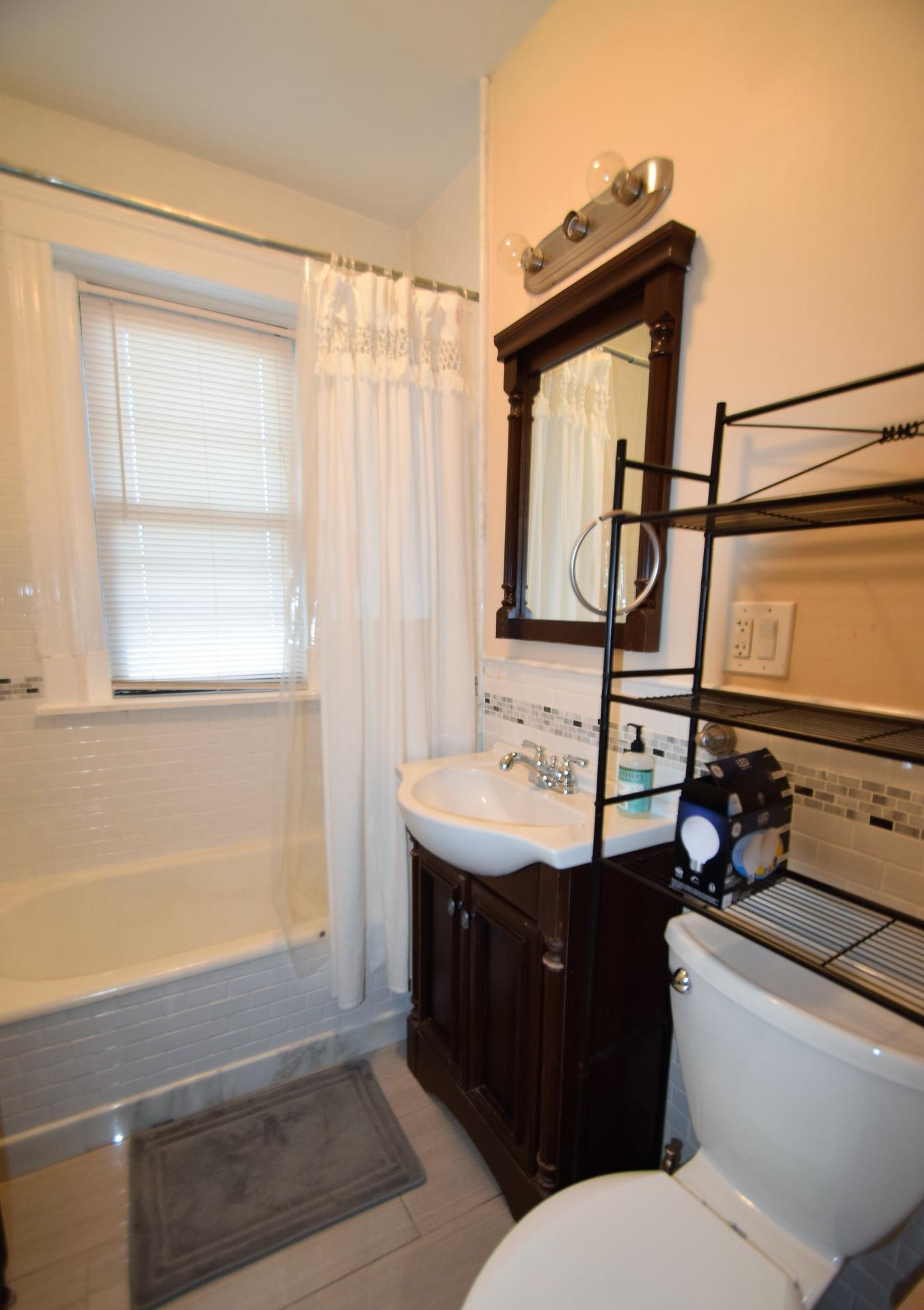 2 bed, 1 bath apartment for rent at 2001 Commonwealth Ave Unit 16, Brighton — photo 5 of 6