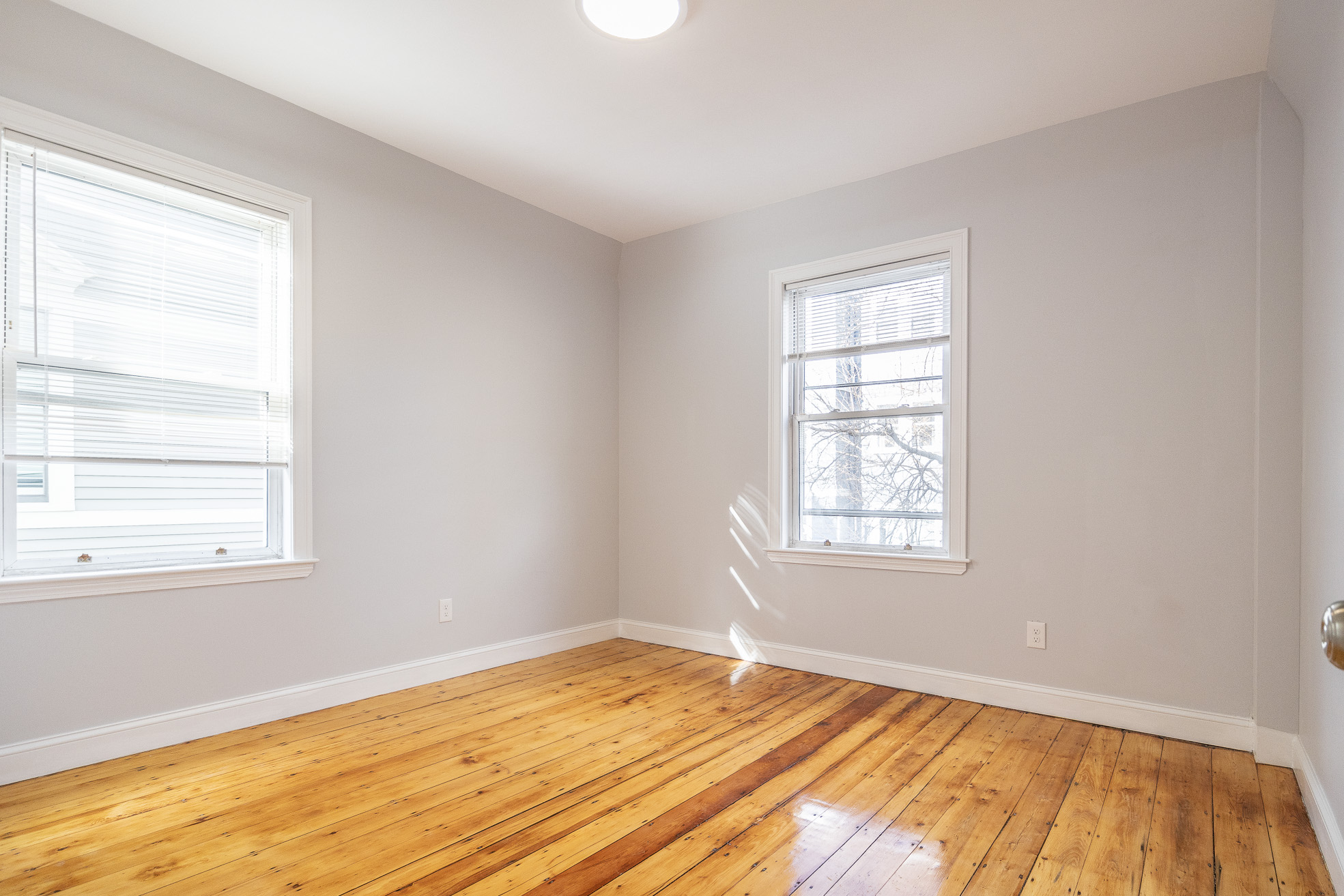 48 Green St, Jamaica Plain