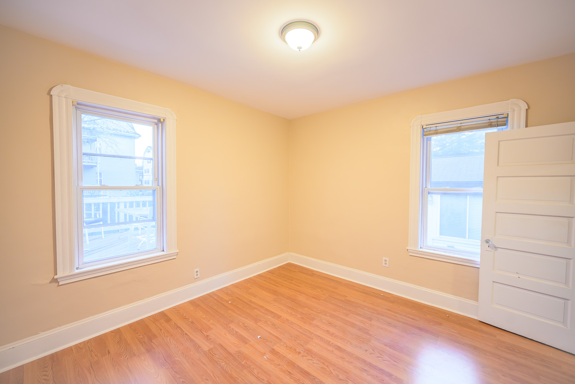 3 bed, 1 bath apartment for rent at 18 Donnybrook Rd Unit 4, Brighton — photo 2 of 22