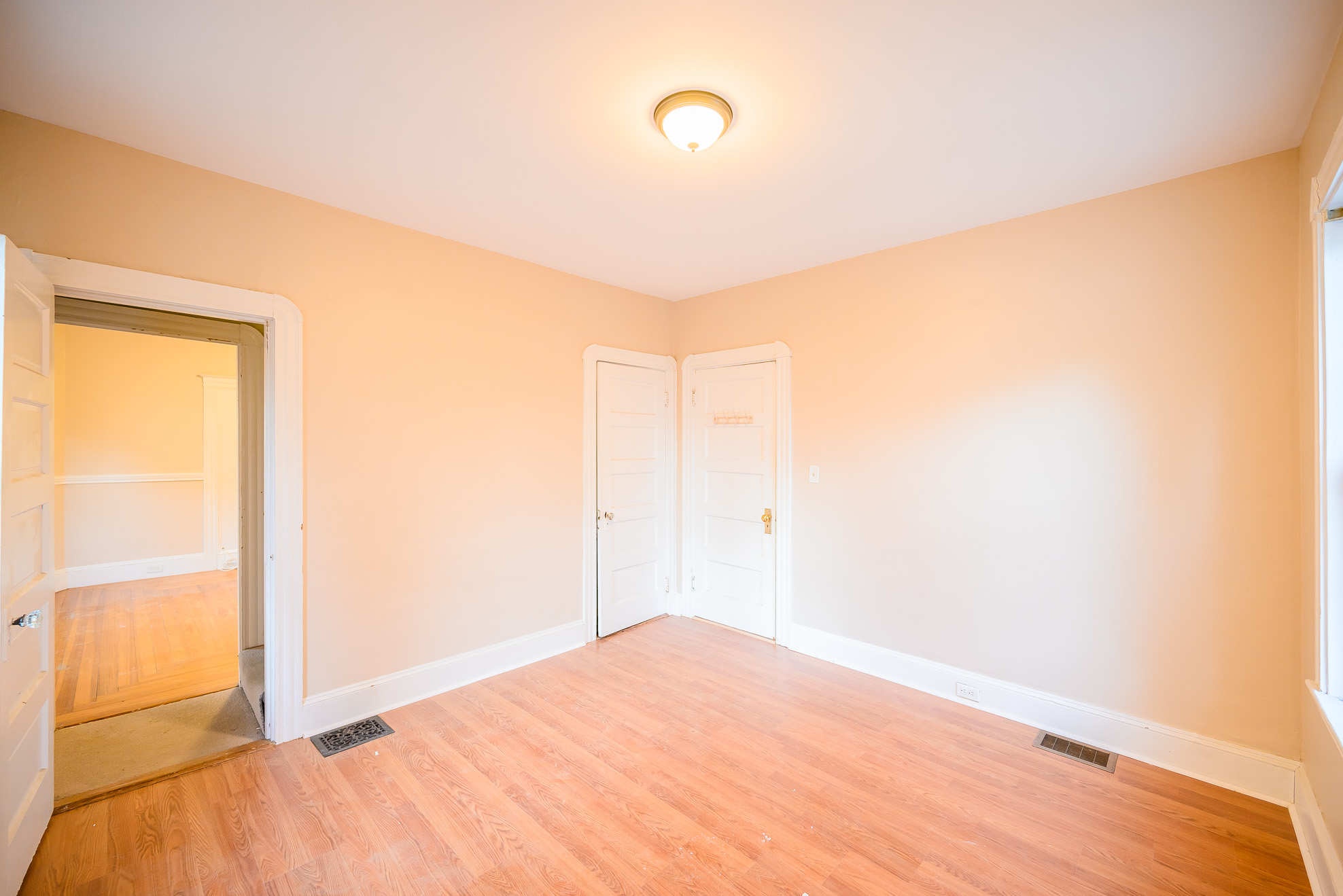 3 bed, 1 bath apartment for rent at 18 Donnybrook Rd Unit 4, Brighton — photo 13 of 22