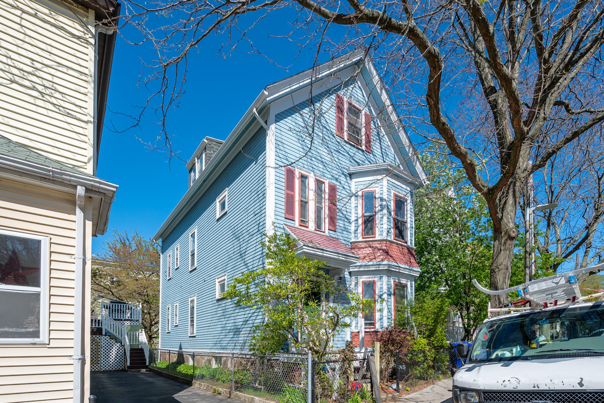 47 Cornwall St, Jamaica Plain