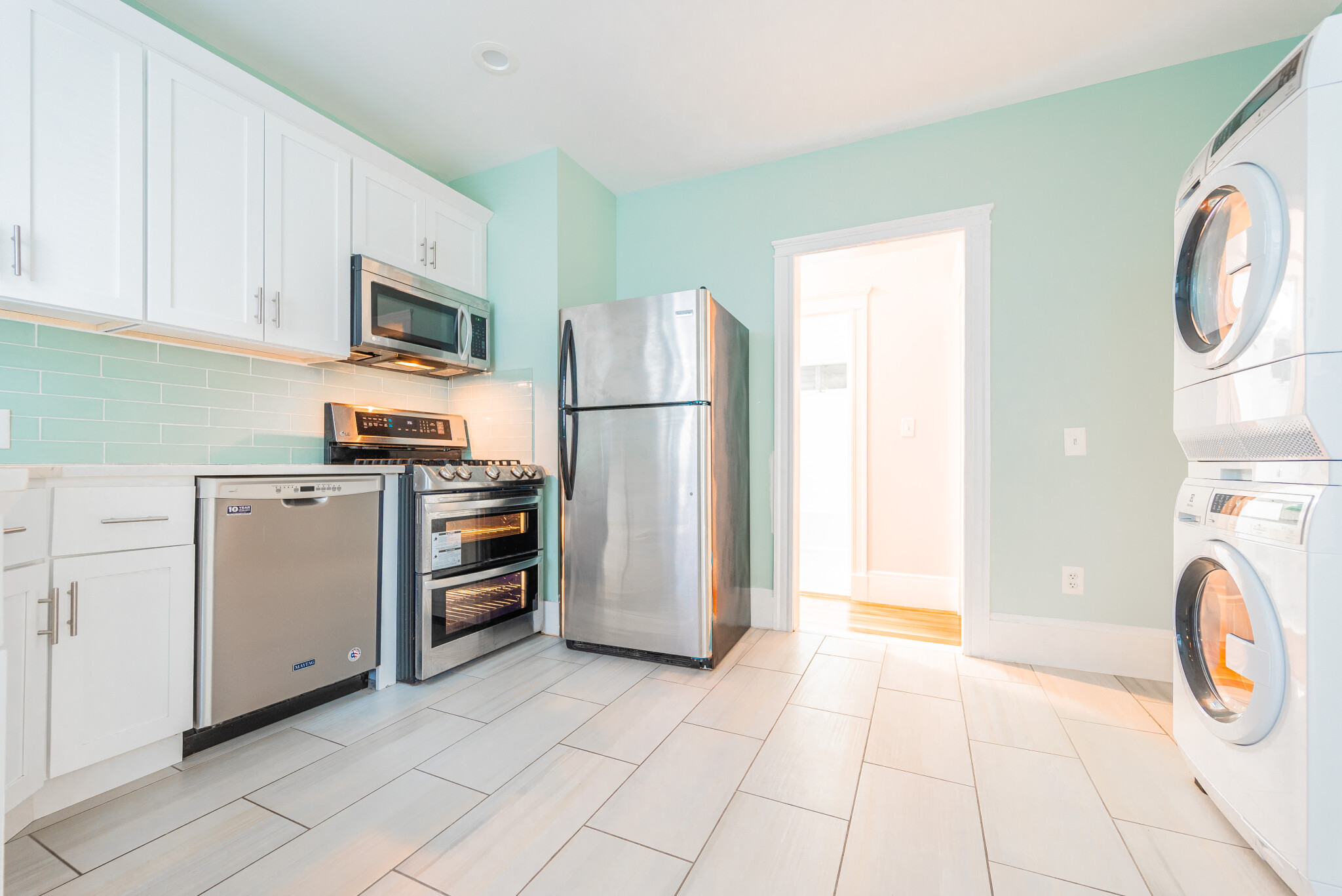 4 bed, 2 bath apartment for rent at 11 Atkins St Unit 1, Brighton — photo 2 of 10