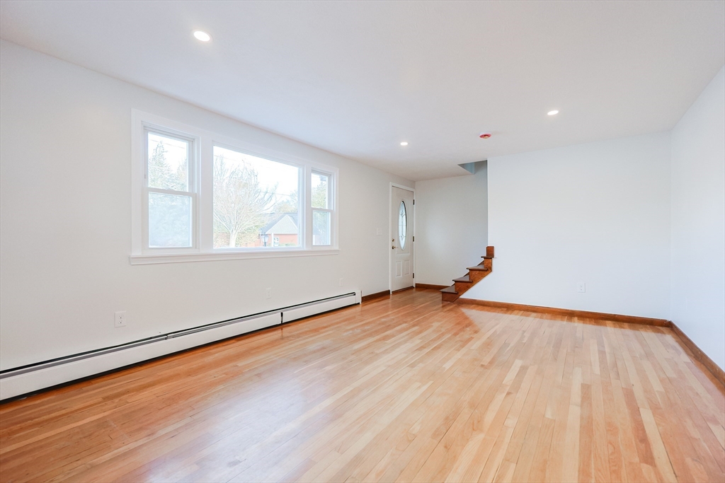 23 Hunt St, Nashua