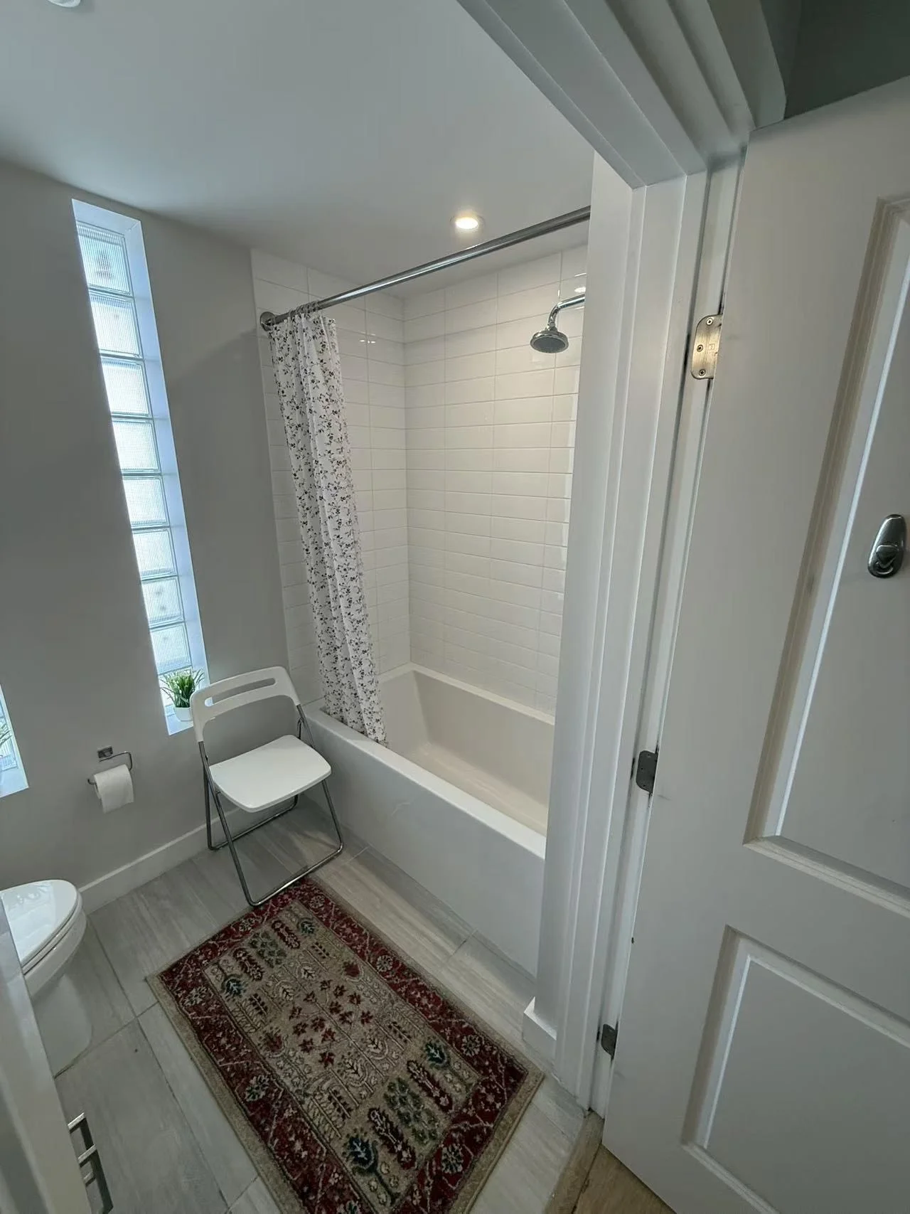 1650 Commonwealth Ave, Brighton