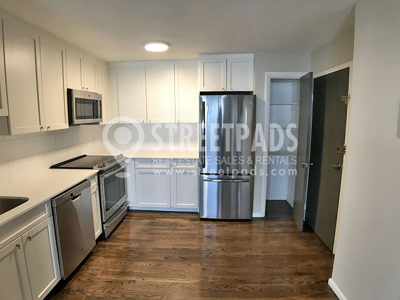 50 Evergreen St, Jamaica Plain