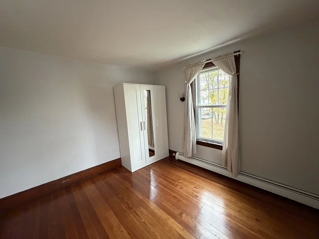 57 Harvard St Ext, Natick