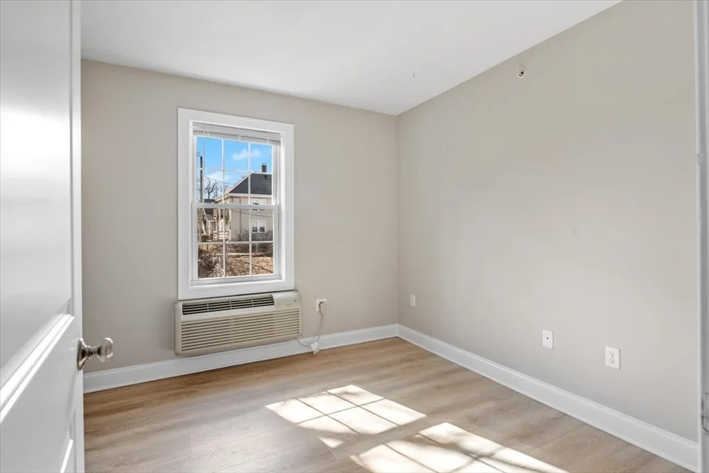 205 Elm St, Quincy Center